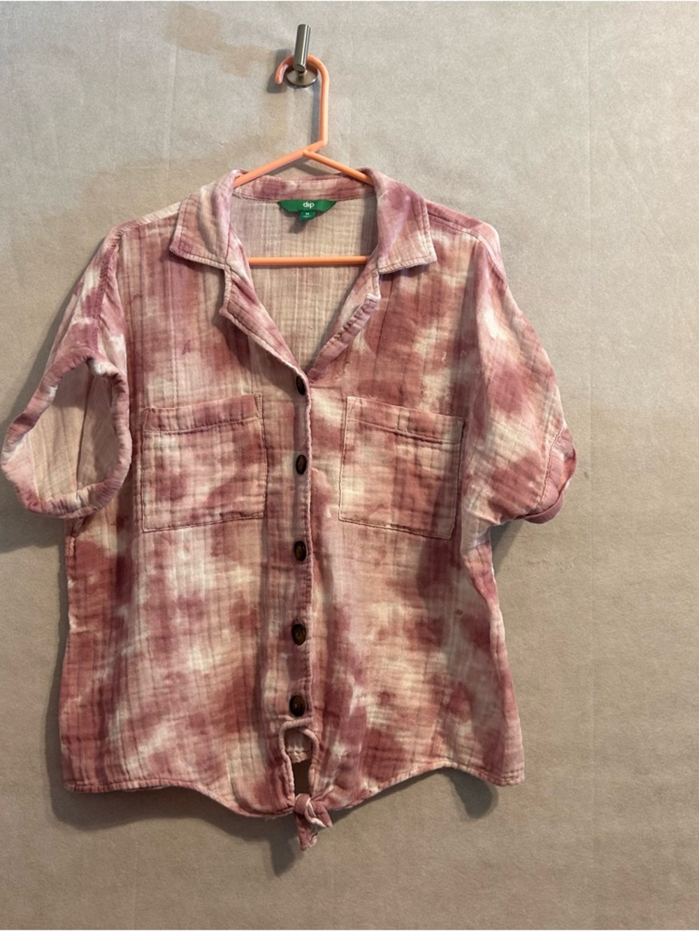 short-sleeved pink tie-dye button-up shirt SZ XLfront pockets dip everyday basic